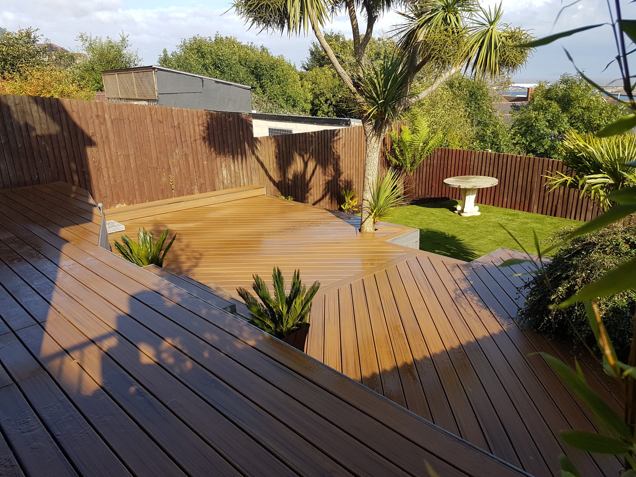 Composite Decking Easigrass Barry Cardiff 2017(1)